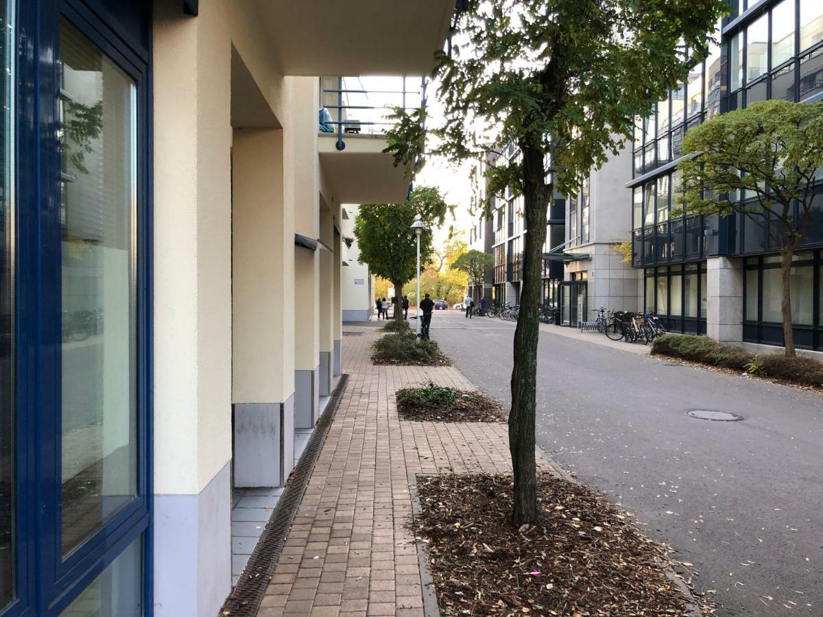 לייפציג Sonnige Wohnung Im Zentrum Mit Terrasse U Tiefgarage - Netflix & Prime מראה חיצוני תמונה